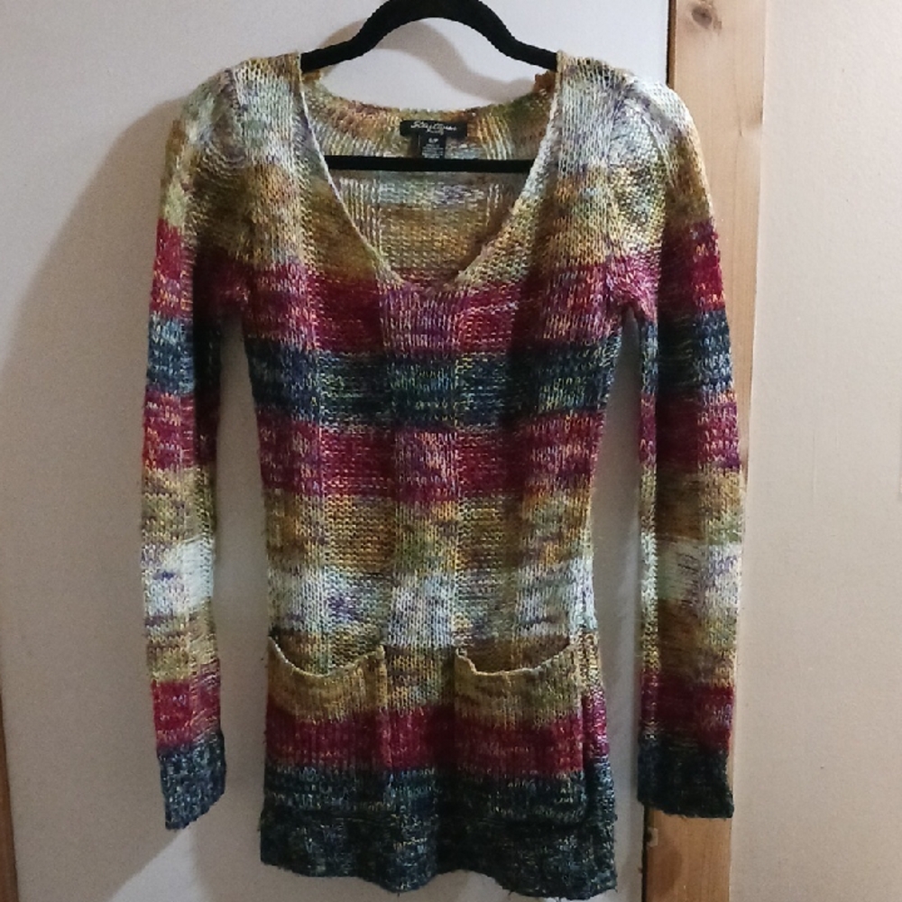 Streetwear Society Multicolor Striped V-Neck Sweater — Red, Green, Gold, Blue